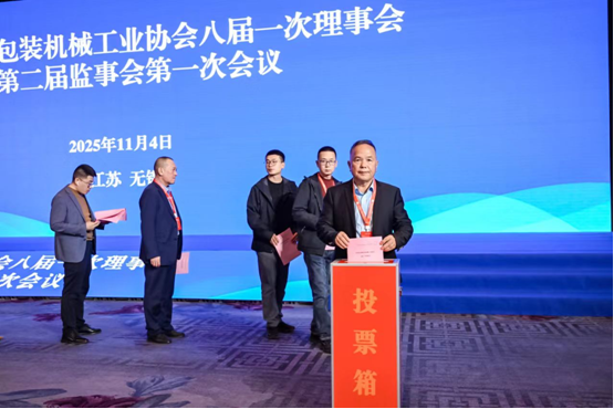 20251119661724.png 150dc2d7-fbfd-4084-b29d-e2f6a54e768c.png